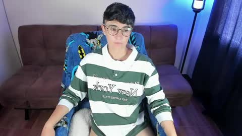 Snapshot of midnight07_ chatting on 1, 6, 2026 Blue online show from 1, 6, 2026