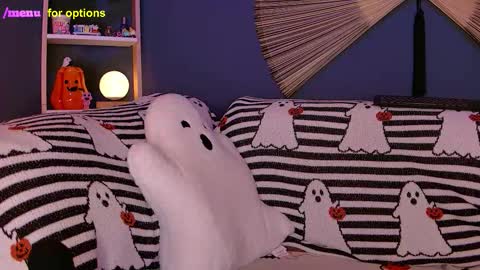 Snapshot of midnight__muse chatting on 10, 10, 2025 Rain online show from 10, 10, 2025