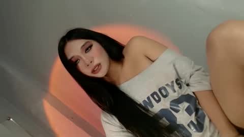 Call me Yhana online show from 31, 5, 2026