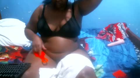 Snapshot of midnightkady chatting on 6, 7, 2026 Caddy online show from 6, 7, 2026