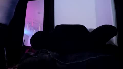 Midnightrose online show from 5, 1, 2025