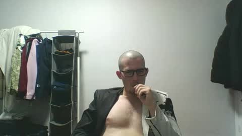 midnightsattire online show from 9, 5, 2026