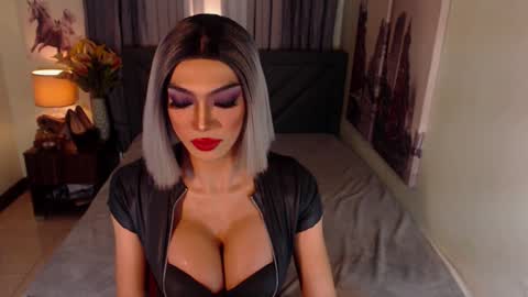 KATE online show from 12, 1, 2025