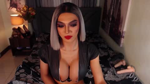 Snapshot of midnightscentxx chatting on 19, 1, 2025 KATE online show from 19, 1, 2025