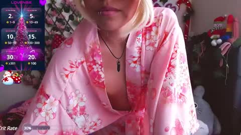 Snapshot of midoriquinn chatting on 18, 12, 2024 Midori 7u7 online show from 18, 12, 2024