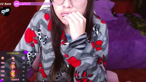 Snapshot of midoriquinn chatting on 1, 10, 2025 Midori 7u7 online show from 1, 10, 2025