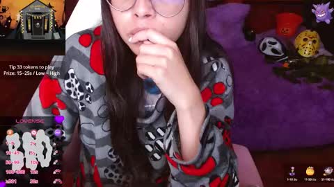 Snapshot of midoriquinn chatting on 4, 10, 2025 Midori 7u7 online show from 4, 10, 2025