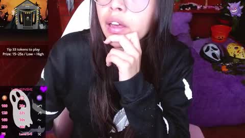 Snapshot of midoriquinn chatting on 12, 10, 2025 Midori 7u7 online show from 12, 10, 2025