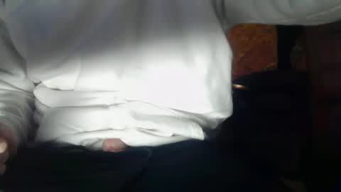 Snapshot of midtownhustler chatting on 2, 4, 2026 midtownhustler online show from 2, 4, 2026
