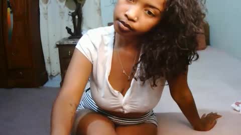 Snapshot of miel_07 chatting on 20, 4, 2026 miel_07 online show from 20, 4, 2026