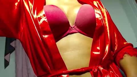 Snapshot of mielsquirt chatting on 23, 9, 2025 mielsquirt online show from 23, 9, 2025