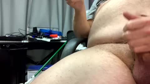 miggie001 online show from 28, 1, 2025