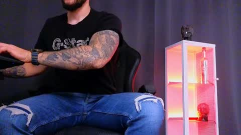 MightyAaron online show from 14, 2, 2025