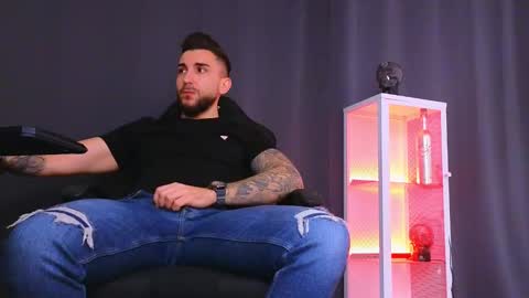 MightyAaron online show from 16, 2, 2025