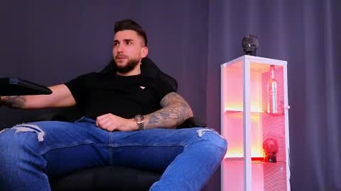 MightyAaron online show from 17, 2, 2025