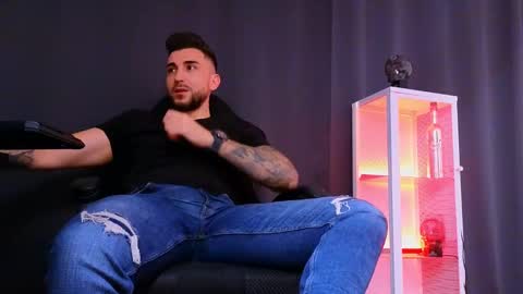 MightyAaron online show from 12, 3, 2025