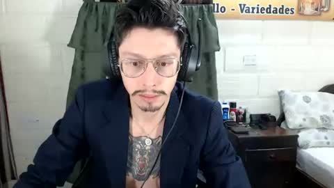 Snapshot of miguel__98 chatting on 14, 6, 2026 Miguel Independent Model online show from 14, 6, 2026
