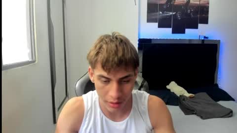 Snapshot of miguel_hz chatting on 28, 7, 2026 Miguel Hernandez online show from 28, 7, 2026