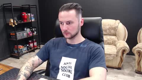 Misha Winchester online show from 11, 2, 2026