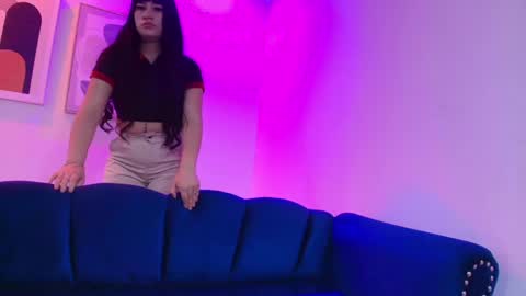 Miia  online show from 21, 5, 2026
