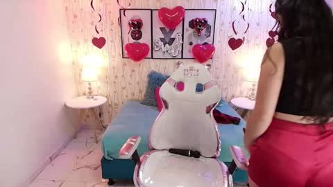 Miia online show from 15, 2, 2025