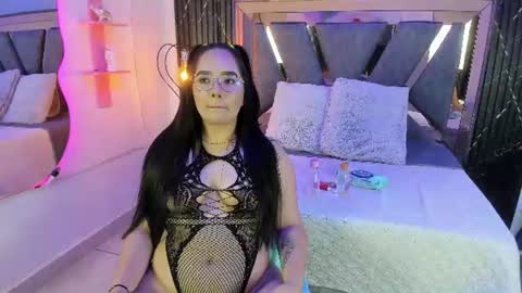 Snapshot of miia_deluxe_ chatting on 22, 6, 2026 miia_deluxe_ online show from 22, 6, 2026