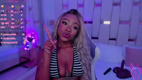 Miia Schwarz  online show from 8, 4, 2026