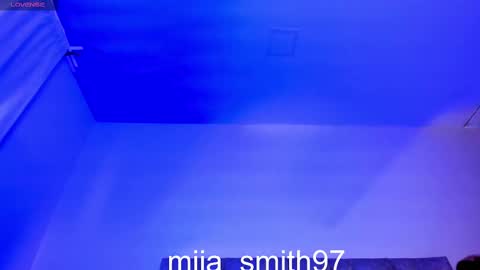 mia online show from 12, 9, 2025