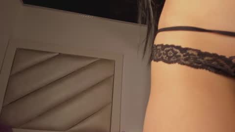 Snapshot of miia_spencer chatting on 27, 6, 2026 Mia online show from 27, 6, 2026
