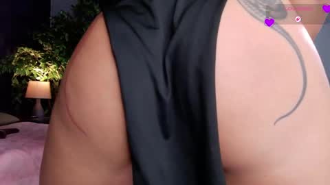 Snapshot of miia_sttone chatting on 21, 4, 2026 miia_sttone online show from 21, 4, 2026