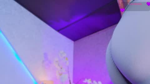 Snapshot of miia_sttone chatting on 8, 5, 2026 miia_sttone online show from 8, 5, 2026