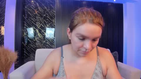 Miia 3 online show from 21, 2, 2025