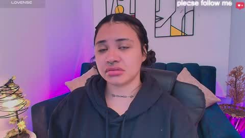 Snapshot of miiaa7_ chatting on 27, 5, 2026 Ma is my name I invite you to check out my wish list for my birthday online show from 27, 5, 2026