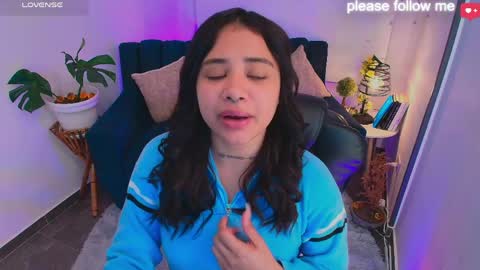 Snapshot of miiaa7_ chatting on 31, 5, 2026 Ma is my name I invite you to check out my wish list for my birthday online show from 31, 5, 2026