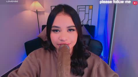 Snapshot of miiaa7_ chatting on 3, 6, 2026 Ma is my name I invite you to check out my wish list for my birthday online show from 3, 6, 2026
