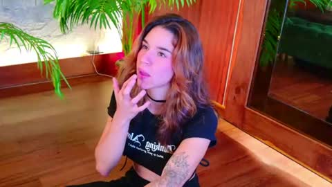  CALL ME MIA  online show from 2, 7, 2026