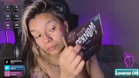 Snapshot of miiaaaa_ chatting on 19, 2, 2026 You can tell me Mai online show from 19, 2, 2026