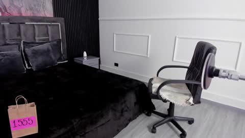 Mia Monroe online show from 31, 1, 2025