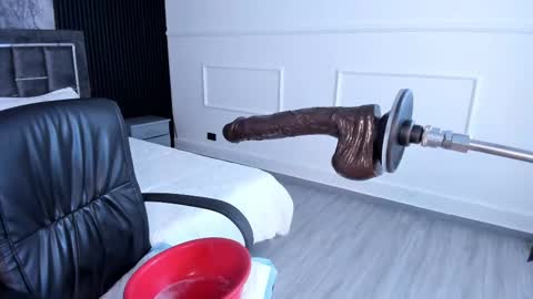 Mia Monroe online show from 3, 3, 2025