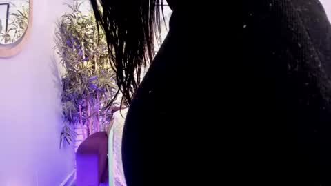 miilu  online show from 21, 2, 2025