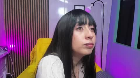 miilu  online show from 14, 11, 2025