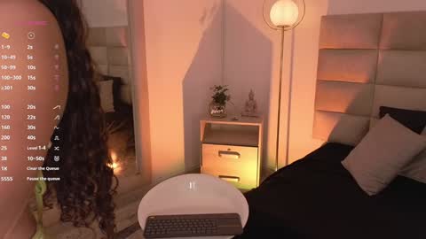   online show from 24, 12, 2024