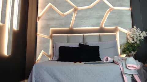 Snapshot of miistressblu chatting on 2, 3, 2026 Ammy online show from 2, 3, 2026