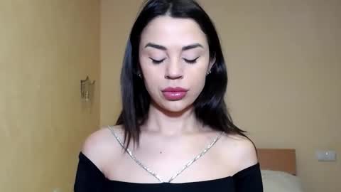 Mika online show from 19, 2, 2025