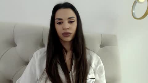 Mika online show from 10, 2, 2026