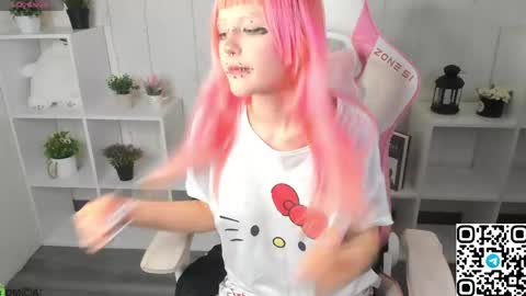 Snapshot of mika_vatashi chatting on 16, 4, 2026 Mika online show from 16, 4, 2026