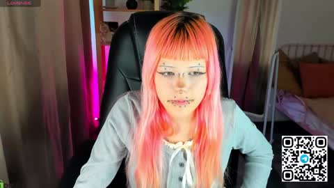 Snapshot of mika_vatashi chatting on 25, 4, 2026 Mika online show from 25, 4, 2026