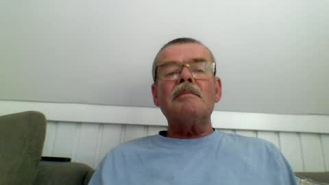 Snapshot of mikael42 chatting on 21, 7, 2026 mikael42 online show from 21, 7, 2026