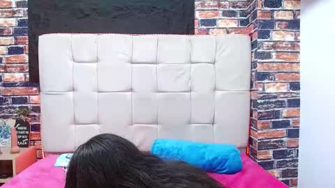 mikaela303av online show from 13, 10, 2025