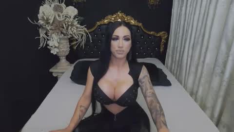 Snapshot of mikaelajensen chatting on 27, 9, 2025 Mikaela online show from 27, 9, 2025